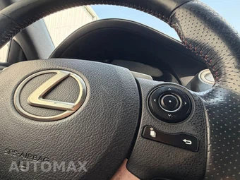 2015 Lexus IS 250 Sedan - miniatura 19
