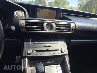 2015 Lexus IS 250 Sedan – miniatura 11