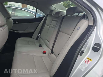 2015 Lexus IS 250 Sedan – miniatura 13
