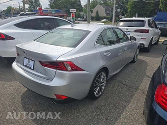 2015 Lexus IS 250 Sedan – miniatura 3
