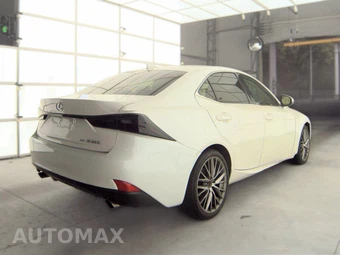 2015 Lexus IS 250 Sedan – miniatura 4