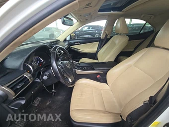 2015 Lexus IS 250 Sedan – miniatura 7