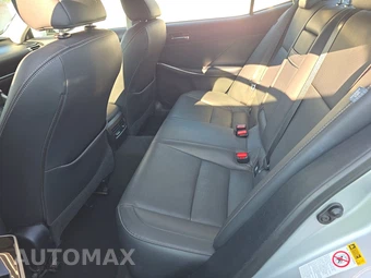 2015 Lexus IS 250 Sedan – miniatura 13