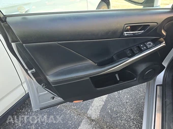 2015 Lexus IS 250 Sedan – miniatura 9