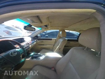 2015 Lexus LS 460 – miniatura 17