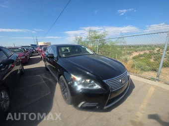 2015 Lexus LS 460 – miniatura 3