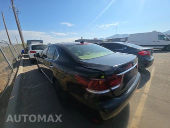 2015 Lexus LS 460 – miniatura 6