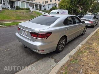 2015 Lexus LS 460L – miniatura 3