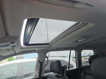 2015 Lexus LX 570 – miniatura 11