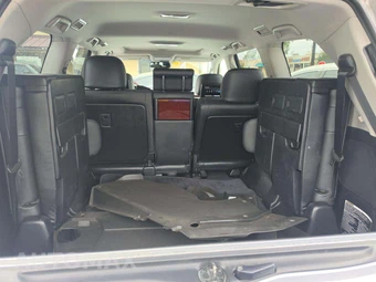 2015 Lexus LX 570 – miniatura 15