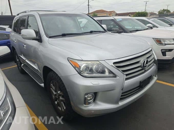 2015 Lexus LX 570 – miniatura 4