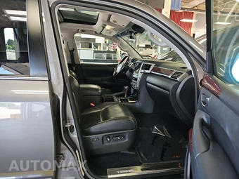 2015 Lexus LX 570 - miniatura 8