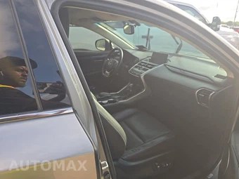 2015 Lexus NX 200t – miniatura 8