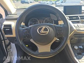 2015 Lexus NX 200t – miniatura 10