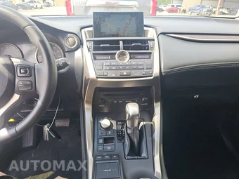 2015 Lexus NX 200t – miniatura 11
