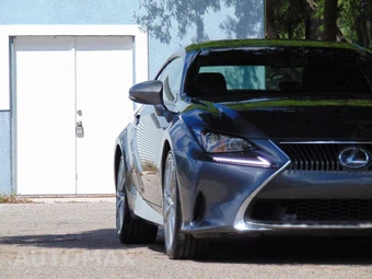 2015 Lexus RC 350 - miniatura 16