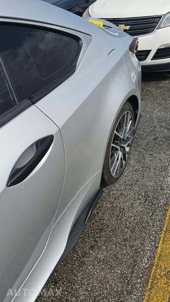 2015 Lexus RC 350 – miniatura 23
