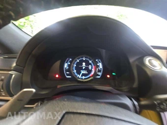 2015 Lexus RC 350 – miniatura 9