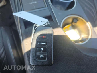 2015 Lexus RC F – miniatura 8