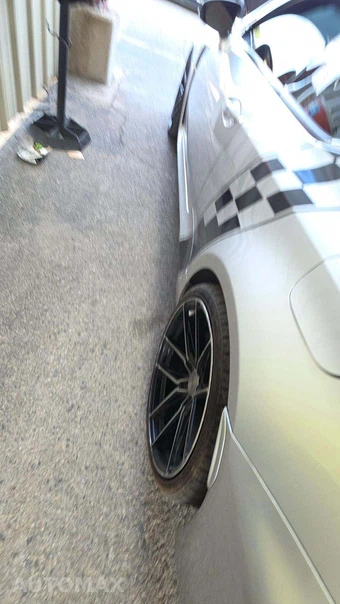 2015 Lexus RC F – miniatura 26