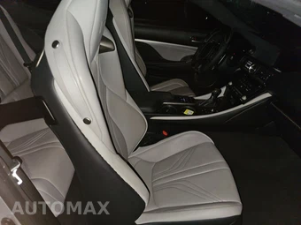 2015 Lexus RC F – miniatura 8