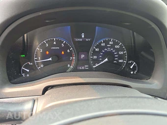 2015 Lexus RX 350 – miniatura 9