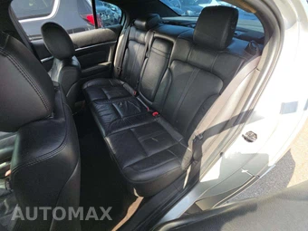 2015 Lincoln MKS – miniatura 13