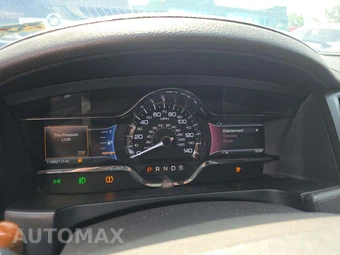 2015 Lincoln MKS – miniatura 9