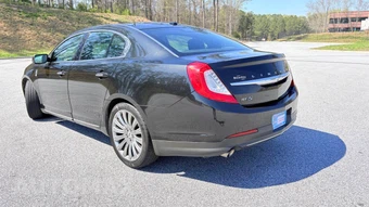 2015 Lincoln MKS – miniatura 13