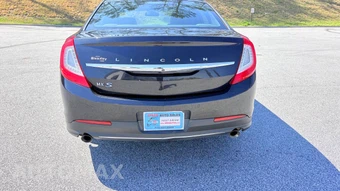 2015 Lincoln MKS – miniatura 4