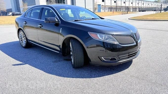 2015 Lincoln MKS – miniatura 5