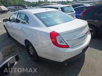 2015 Lincoln MKS - miniatura 6