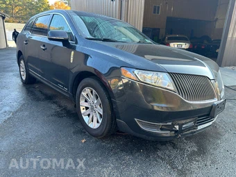 2015 Lincoln MKT w/Livery Pkg – miniatura 2