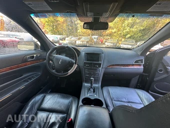 2015 Lincoln MKT w/Livery Pkg – miniatura 5
