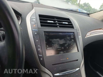 2015 Lincoln MKZ – miniatura 10
