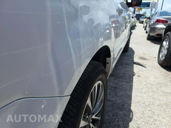 2015 Lincoln Navigator L – miniatura 21