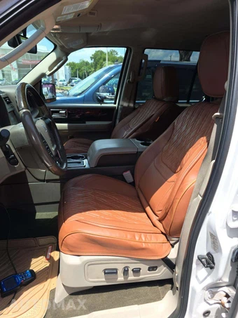2015 Lincoln Navigator L – miniatura 6