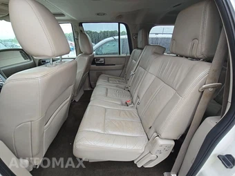 2015 Lincoln Navigator L – miniatura 13