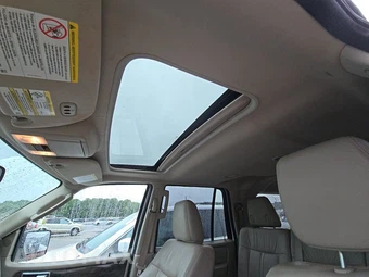 2015 Lincoln Navigator L – miniatura 18