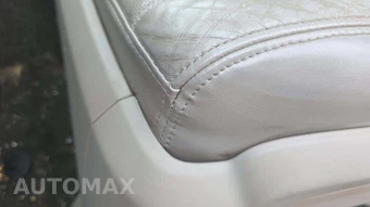 2015 Lincoln Navigator L – miniatura 24