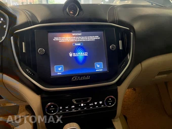 2015 Maserati Ghibli S Q4 – miniatura 9