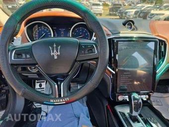 2015 Maserati Ghibli S Q4 – miniatura 10