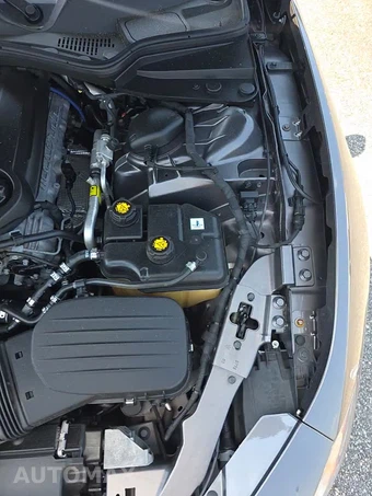 2015 Maserati Ghibli S Q4 – miniatura 23