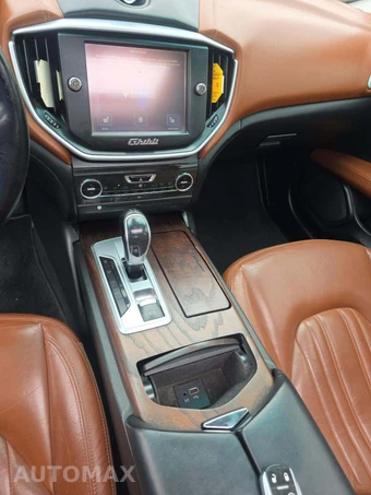 2015 Maserati Ghibli – miniatura 7