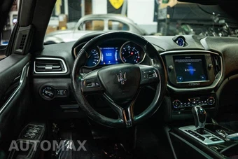 2015 Maserati Ghibli – miniatura 15