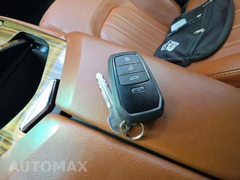 2015 Maserati Quattroporte S Q4 – miniatura 8