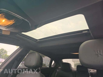 2015 Maserati Quattroporte S Q4 – miniatura 11