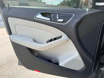 2015 Mercedes-Benz B-Class Electric Drive – miniatura 14