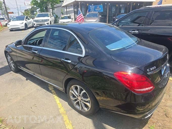 2015 Mercedes-Benz C 300 4MATIC Sedan – miniatura 2