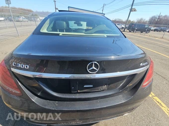 2015 Mercedes-Benz C 300 4MATIC Sedan – miniatura 16